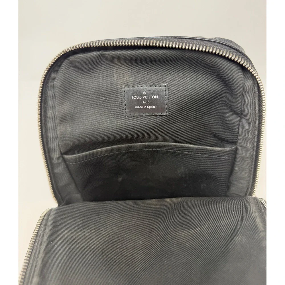 Louis Vuitton Avenue Sling Bag Damier Black Leather - Picture 9 of 11